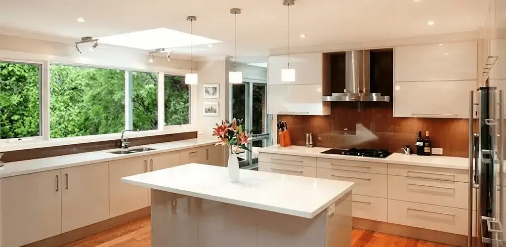 Kitchen cabinet refacing and remodel results in a modern kitchen in Sterling Heights, MI