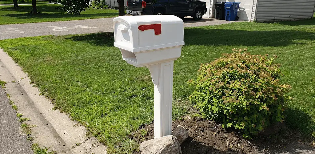 Mailbox installation for a residential curbside mailbox in Sterling Heights, MI